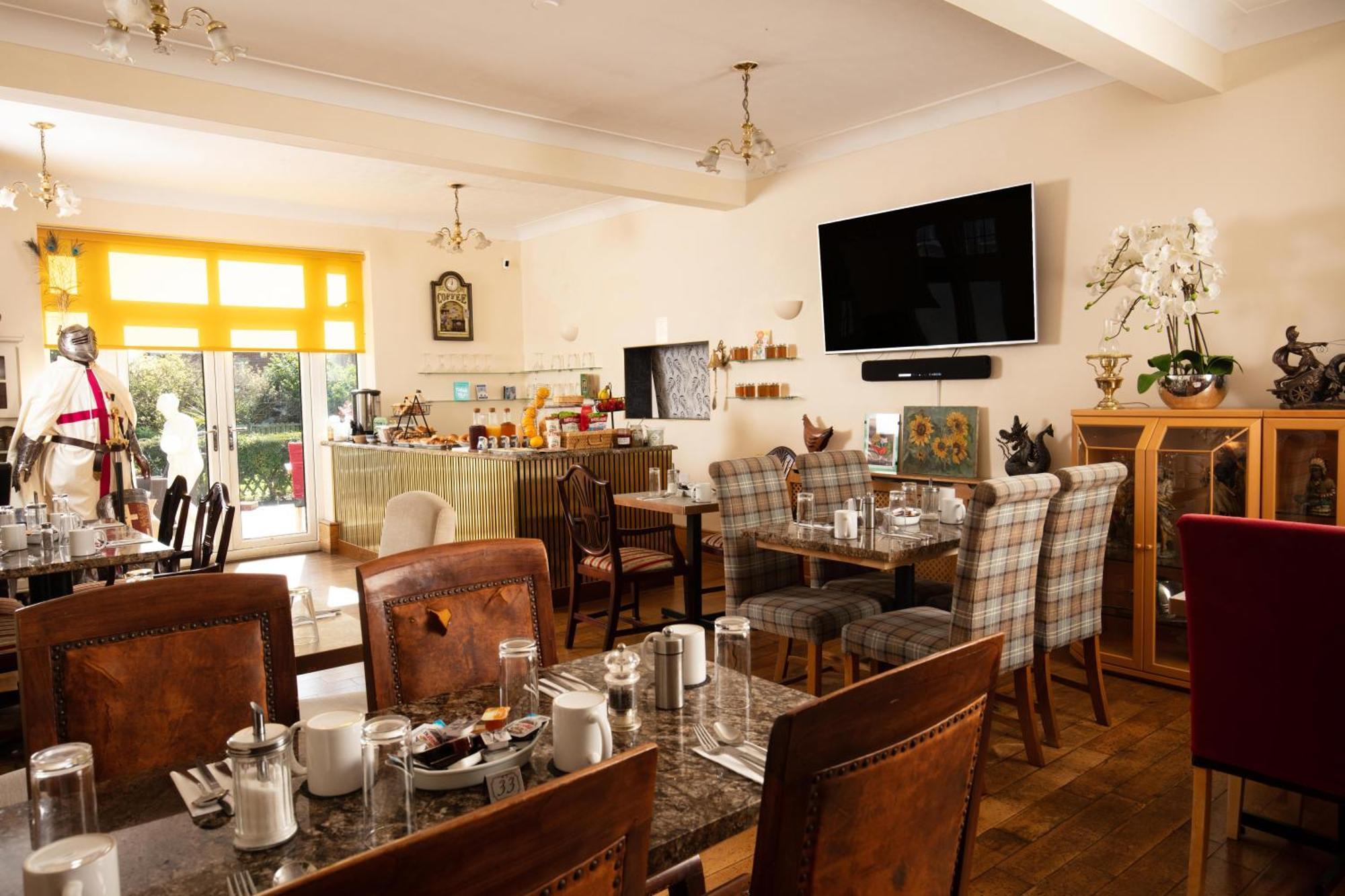 Dorset Arms Hotel Уолсенд Екстериор снимка